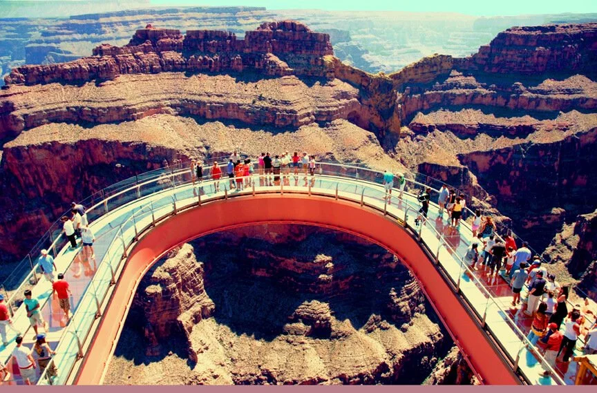 GC-West-Rim-Skywalk-at-Eagle-Point-12x8-72dpi