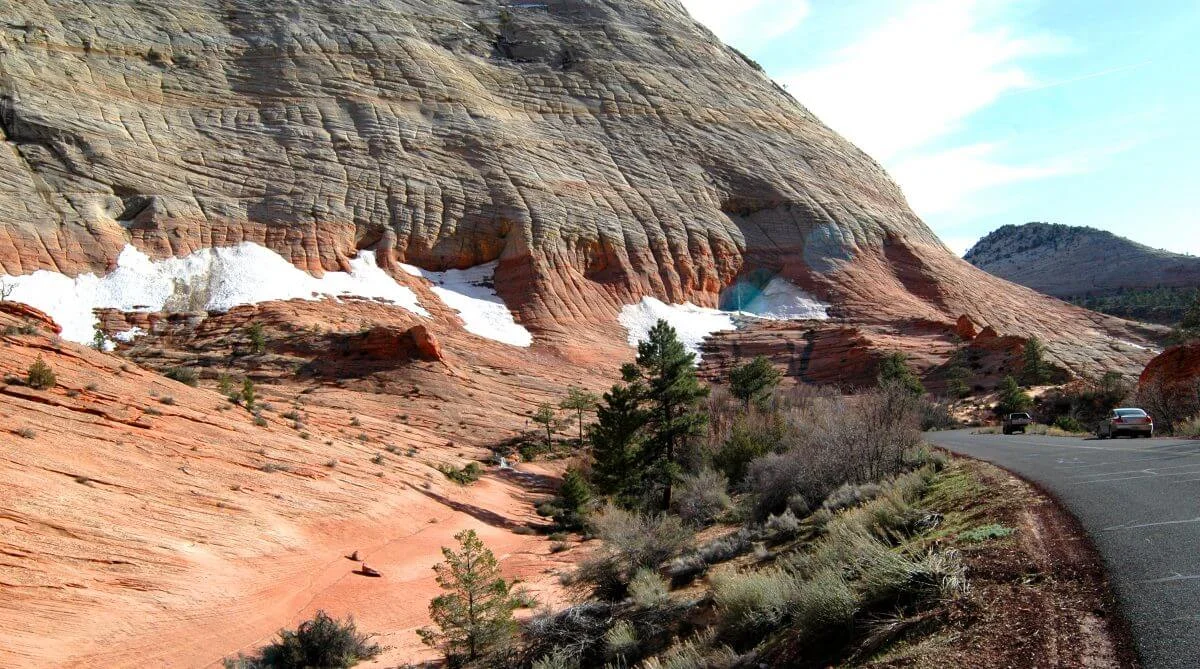 Zion-10x5.6-300dpi-APT-©-0062-1200x669